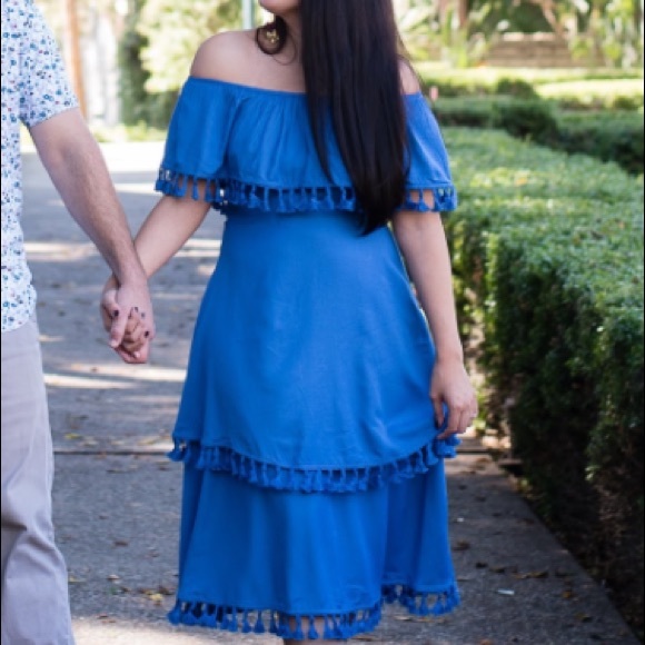 LULUS Off the shoulder Blue Spanish style dress - Picture 2 of 4